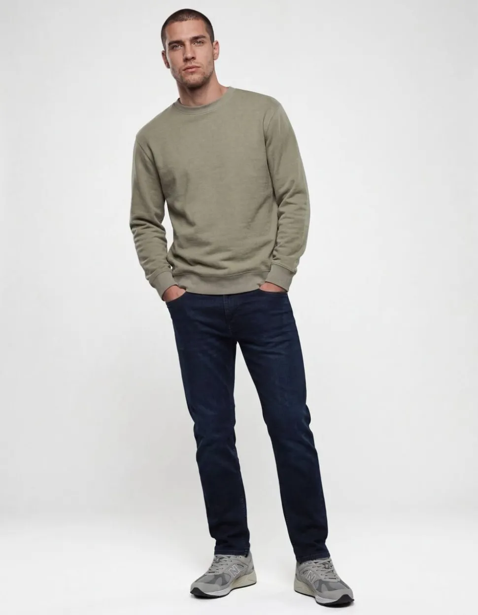 Embroidery Sweater Lichtgroen