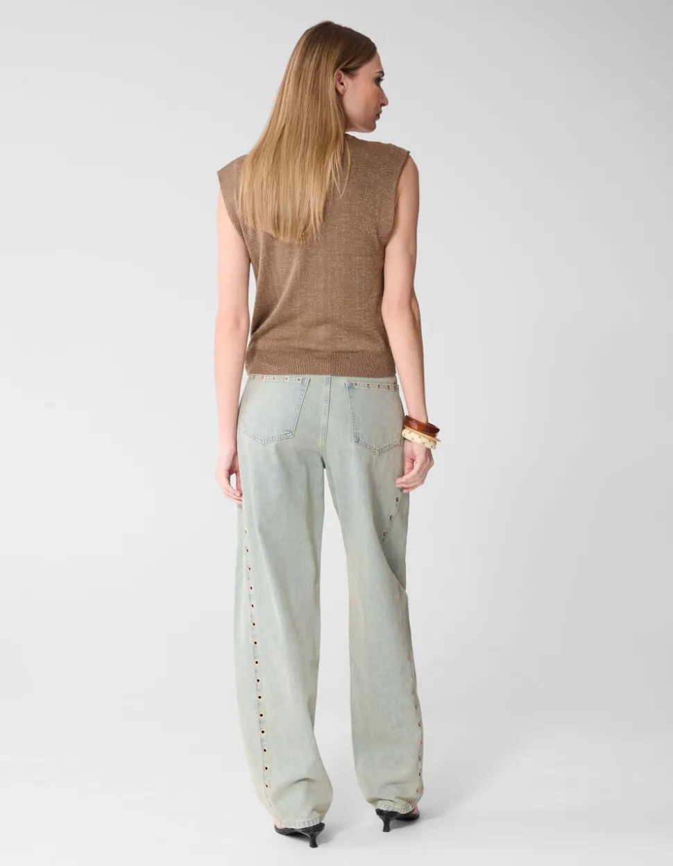 Glitter V-Neck Top Bruin