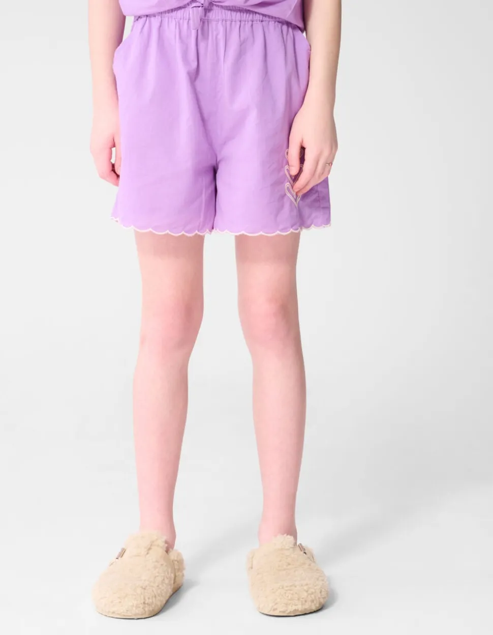 Heart Embroidery Short Paars