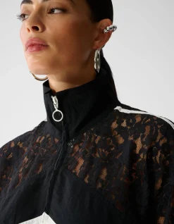 Lace Mix Track Blouse Zwart/Gebroken Wit