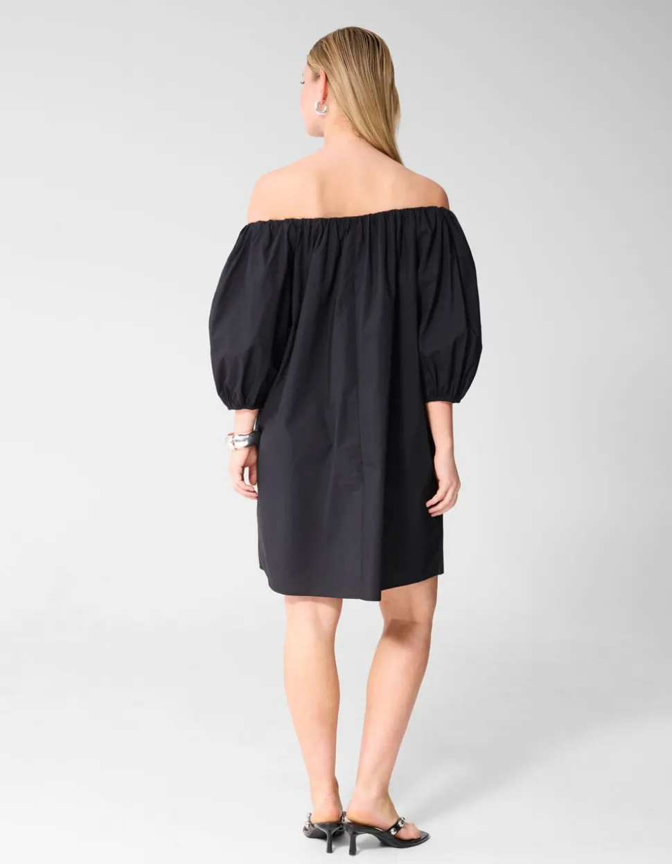 Off Shoulder Mini Jurk Zwart