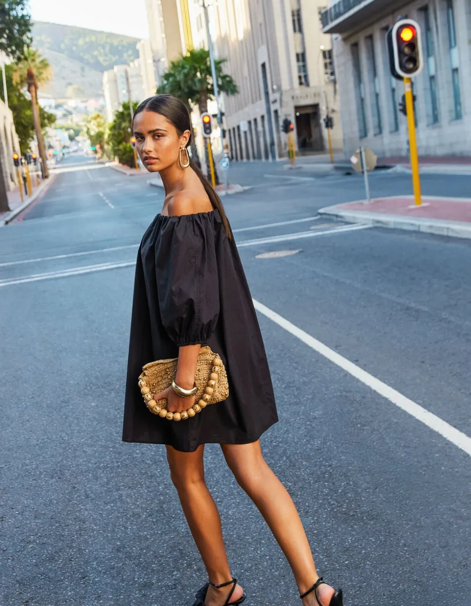 Off Shoulder Mini Jurk Zwart