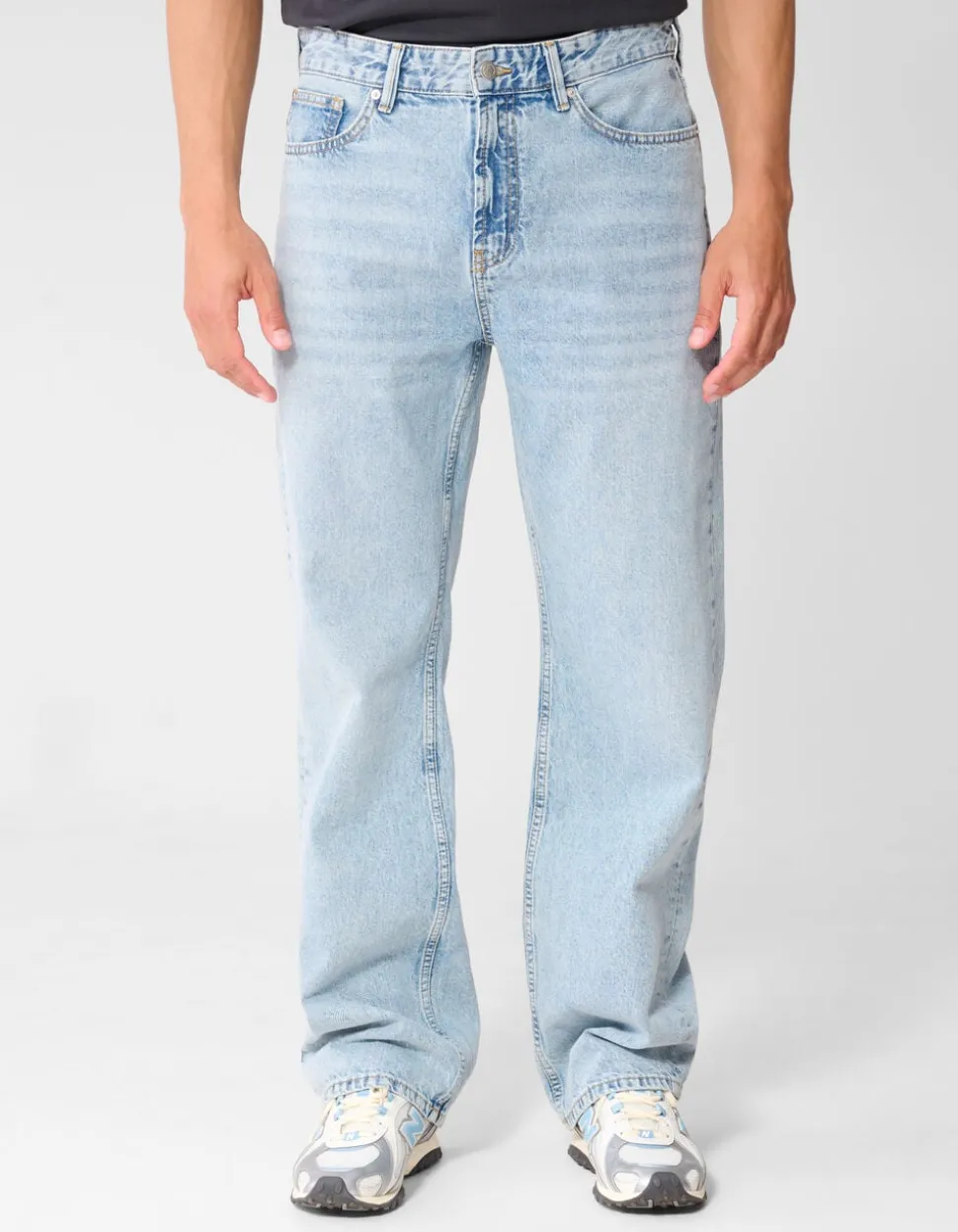 Relaxed Fit Jeans Bleached L32