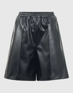 Relaxed Fit Vegan Leren Short Zwart