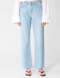 Soft Wide Leg Fit Jeans Bleached