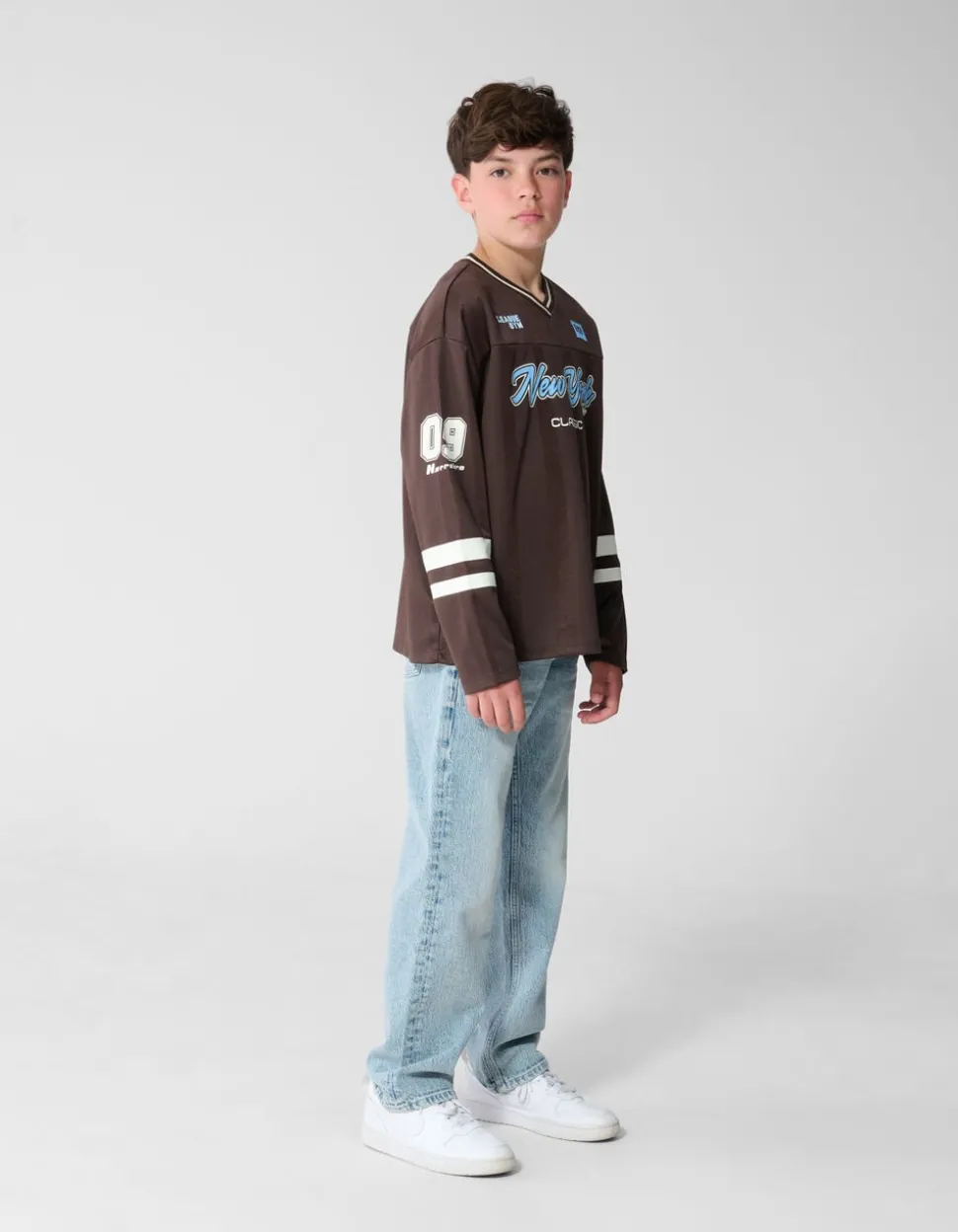 Sport Artwork Longsleeve Donkerbruin