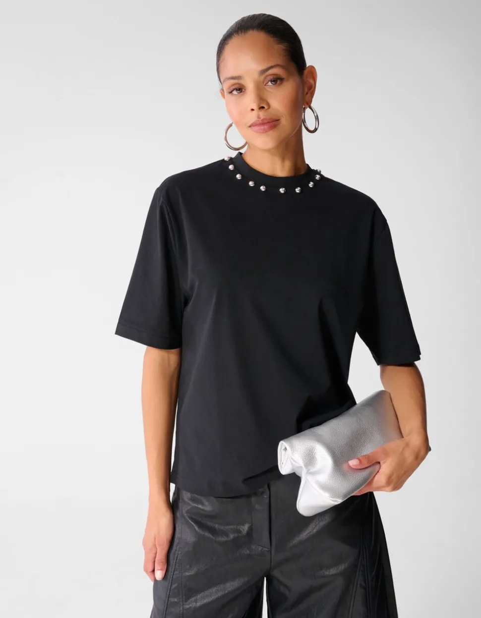 Studded T-shirt Zwart