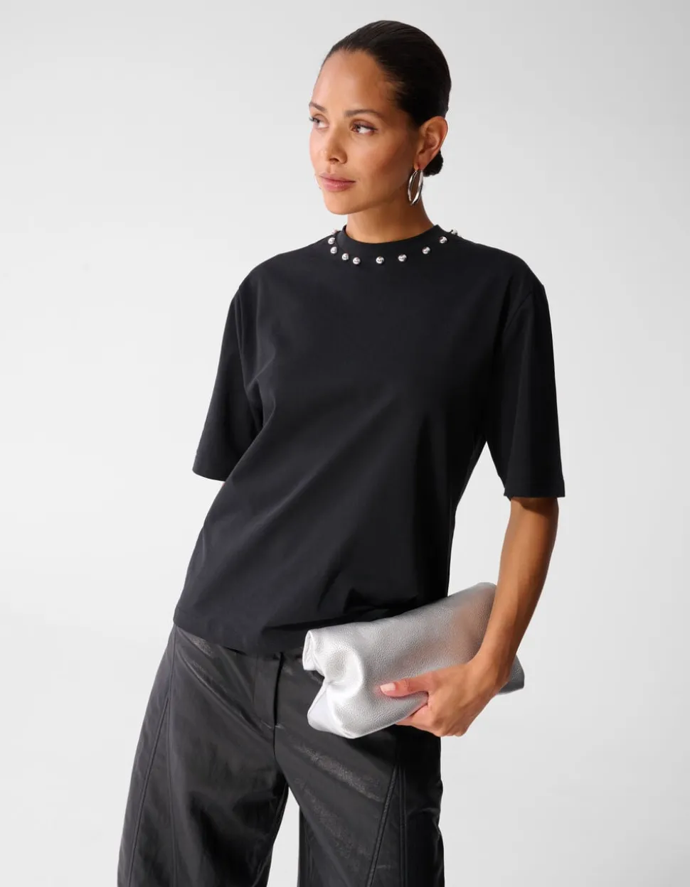 Studded T-shirt Zwart