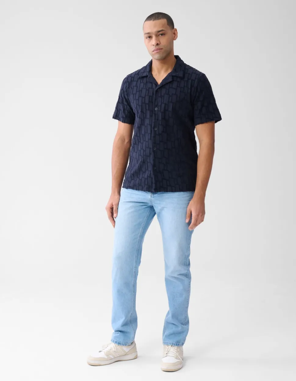 Tapered Fit Jeans Bleached L32