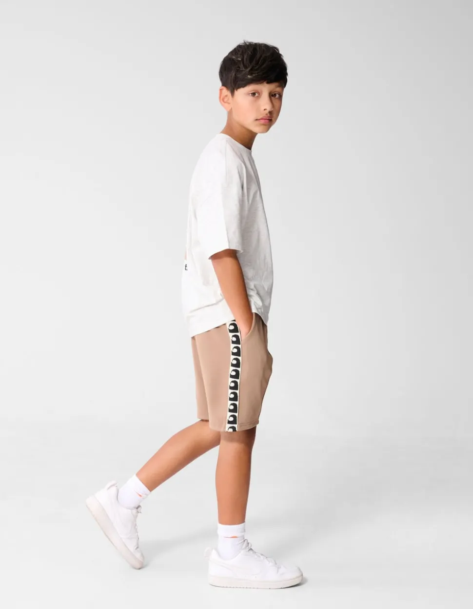 Wave Short Taupe